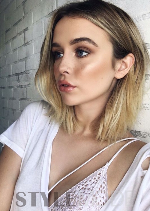 大饼脸如何快速瘦脸？化妆+1步秒变小V脸