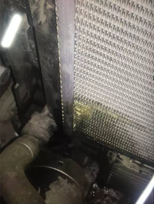 宝马的水箱为什么容易坏,宝马水箱坏了可以报保险吗