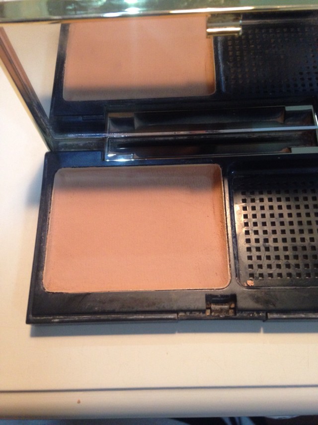 粉饼都碎了怎么补救,腮红眼影碎了怎么处理