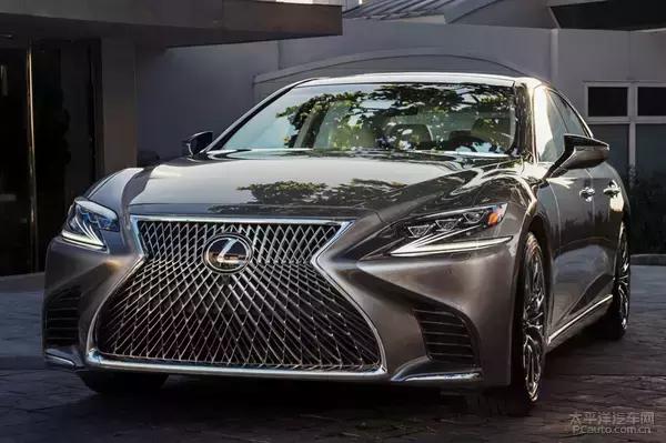 谦谦君子亦需V8！雷克萨斯LS家族历史