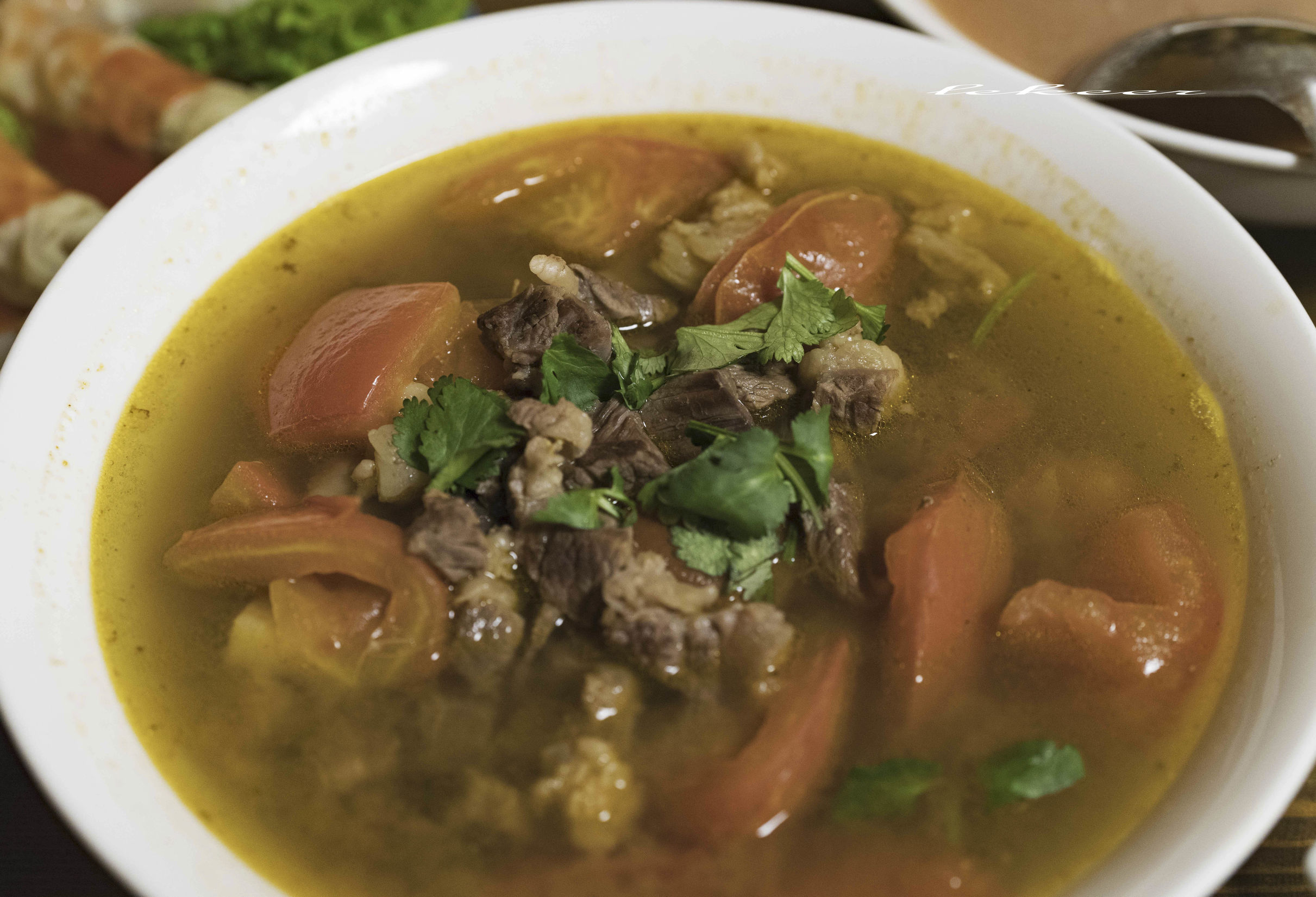 搭眼一看欧洲人一开口居然东北话嘎嘎冷！呵呵，它叫恩和！