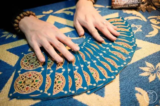 成都塔罗占卜师,中国塔罗占卜师