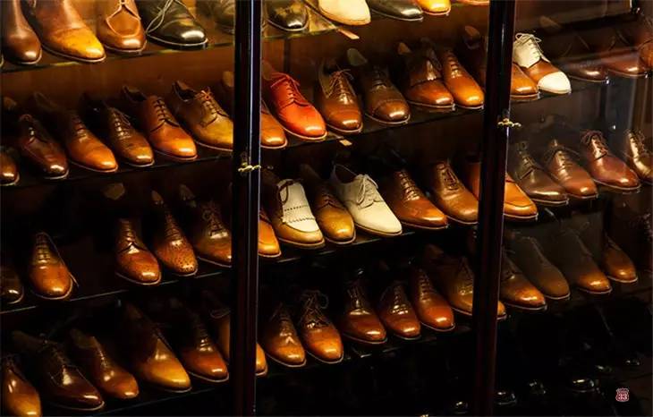 「WST干货」想要了解一个金融男生的品味,看看他穿的鞋子