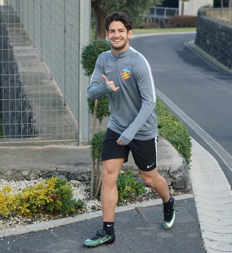 权健寻枪终有所获昔日实况妖人已随队训练