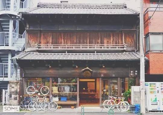 骑自行车很优雅,骑单车就得骑出优雅的感觉