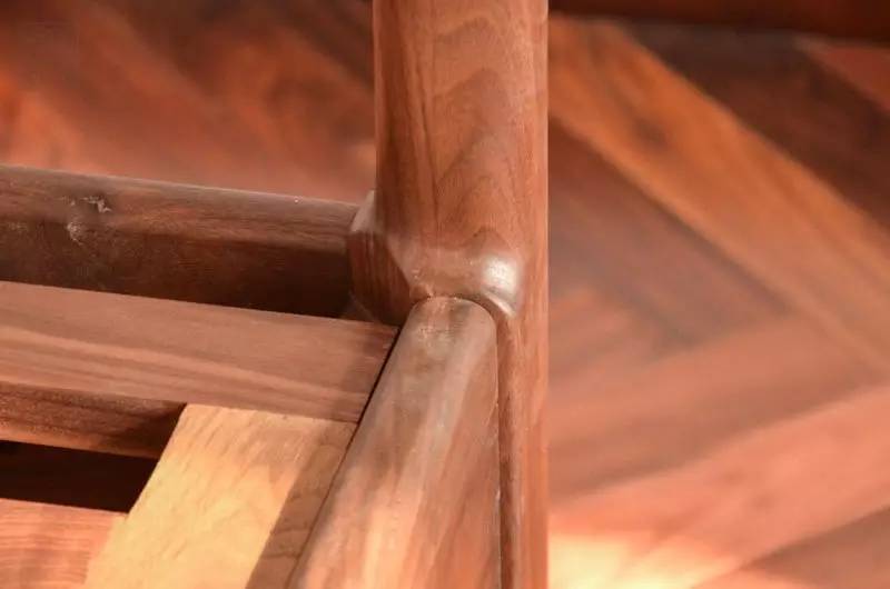 青岛实木定制床,珠海定制简约实木床