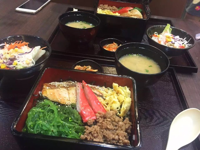 泰国曼谷芭提雅华欣7天自由行 (泰国华欣与芭提雅是一个地方吗)