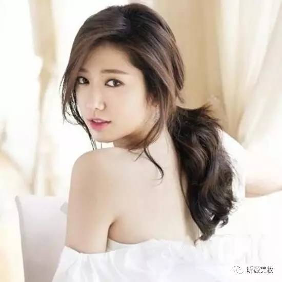 明星都爱的低马尾,超有氛围感的双马尾简单教程