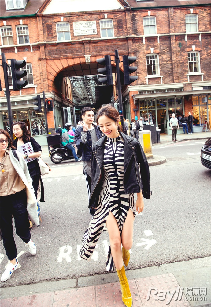 杨幂实力飙演技,杨幂天鹅绒连裤袜