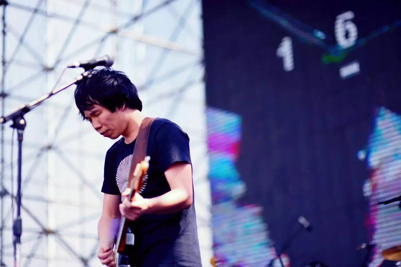 战马时代音乐家跨刀NHK纪录片《最后的沙漠守望者》