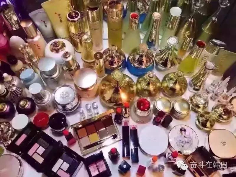 现在怎么那么多韩妆化妆品小样,网上卖的韩国化妆品小样是真的吗
