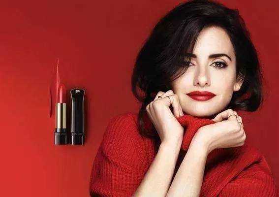 董卿口红蜜汁抢头条，这支网RED口红究竟是哪款？baby杨幂刘诗诗迪丽热巴……女明星同款唇色你也可以get！