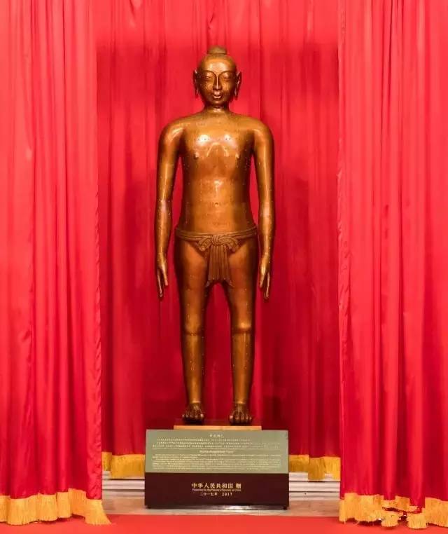 习主席送给世卫组织“针灸铜人”其中有什么大名堂？