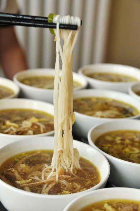 一位大学老师眼中的扶风美食:臊子面