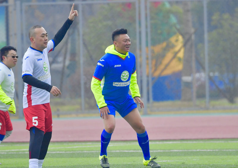 2018全国青少年足球训练营,青少年足球公益夏令营