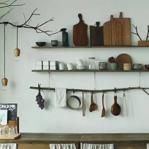 无底线提升千元出租屋品味，看90后美少年怎样活出无数人向往的样子……