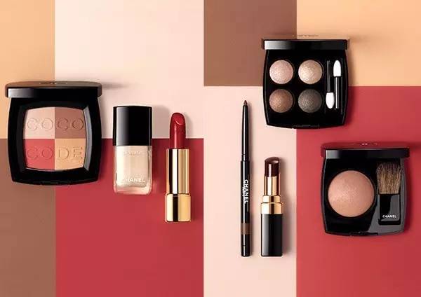 斩男红唇妆搭配,又纯又好看的斩男妆容