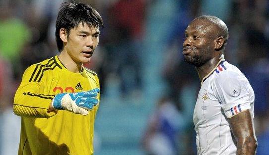 布冯单场七次扑下梅西,布冯挡出几次卡洛斯射门