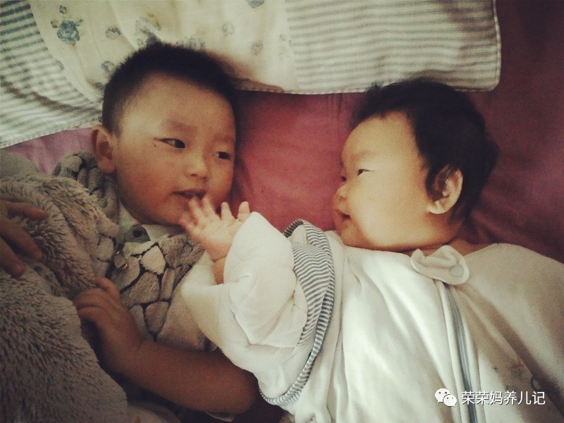 过年怎能不虐狗,逗比兄妹的年终总结