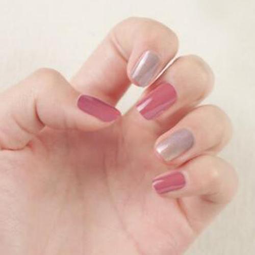 美甲和自己涂指甲油有什么区别,美甲小白也能学会的显白美甲教程