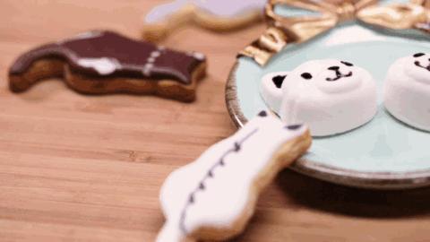 猫咪猫粮怎么做最简单的,怎么用猫粮给猫咪做零食