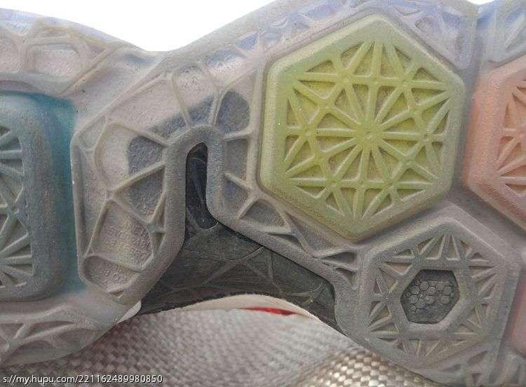 lbj战士12实战评测,lbj12对比13