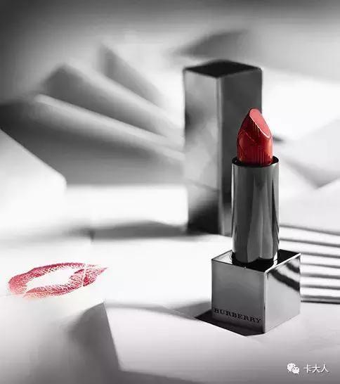 卡大人｜春天桃花开运妆，你最需要的10只口红