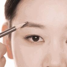 先了解韩式半永久再去做眉毛吧！