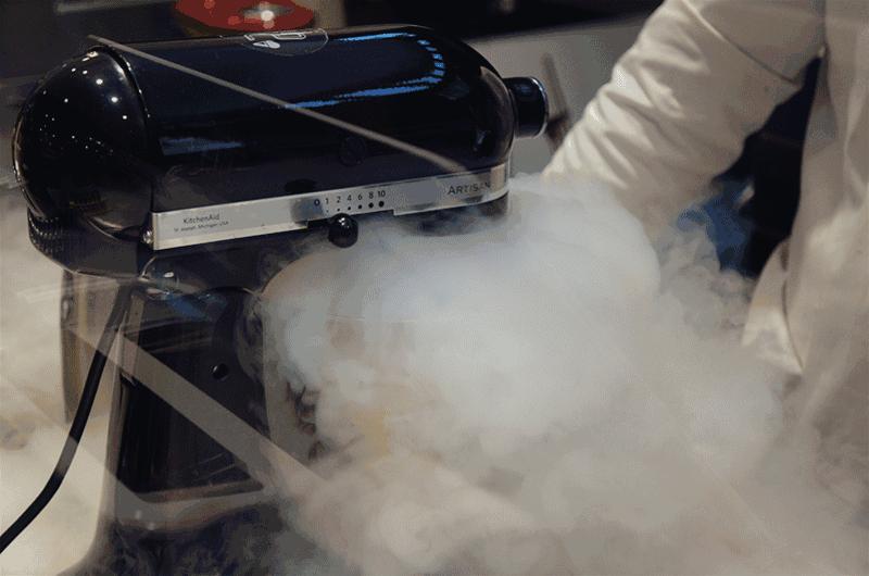 饕餮地铁线｜上海地铁2号线美食地图大曝光！老司机快上车~