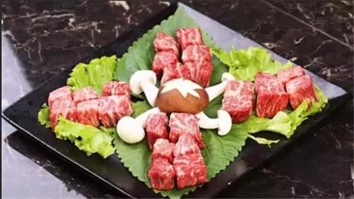 在青岛，你不用去韩国，就可以吃到的高逼格正宗韩国料理……