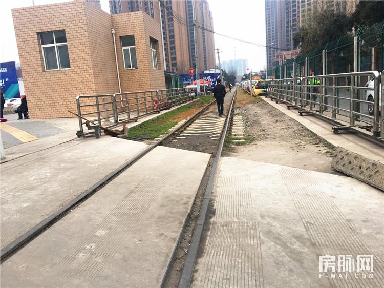 别人说没钱就买便宜的房,西安高新便宜二手楼盘