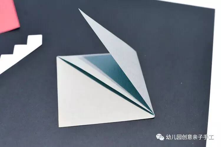 幼儿园手工折纸大鲨鱼,幼儿园手工鲨鱼折纸