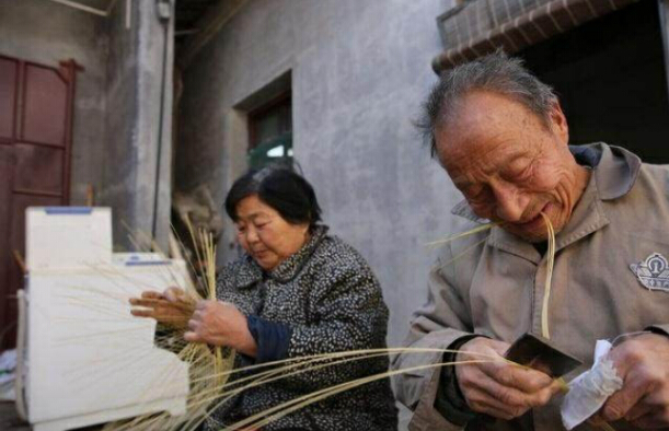 十种最好看的元宵灯笼自制,春节传统灯笼的制作介绍