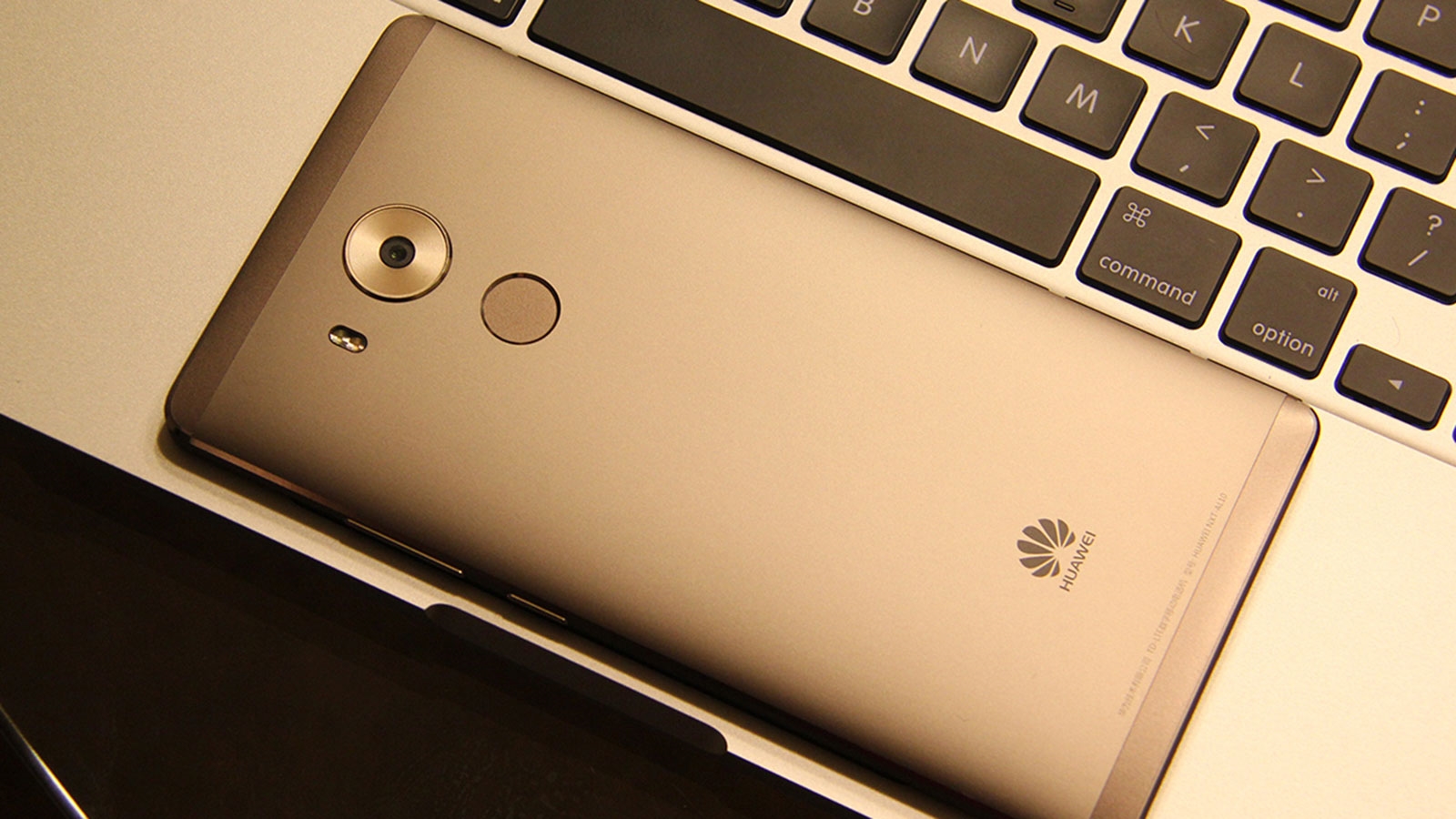 千元价格就能买旗舰机,千元机的手机能买吗