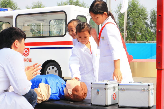 为什么说水是生命之源简单回答,水为什么是我们的生命之源呢