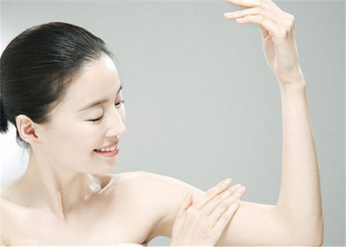 干燥时节，要从头到脚启动防干*法大**