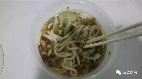 你吃过很多桂林米粉，却可能一碗正宗的都没吃到过