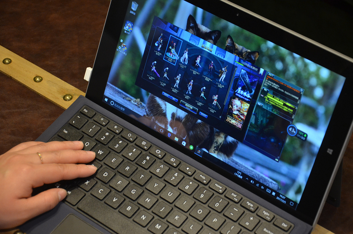 学生党2020高性价比笔记本超极本,超级本跟二合一笔记本