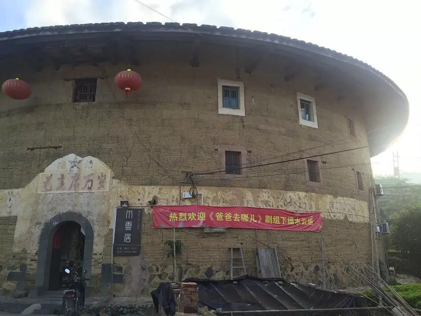 八千里路云和月的上一句,八千里路云和月一骑绝尘上珠峰