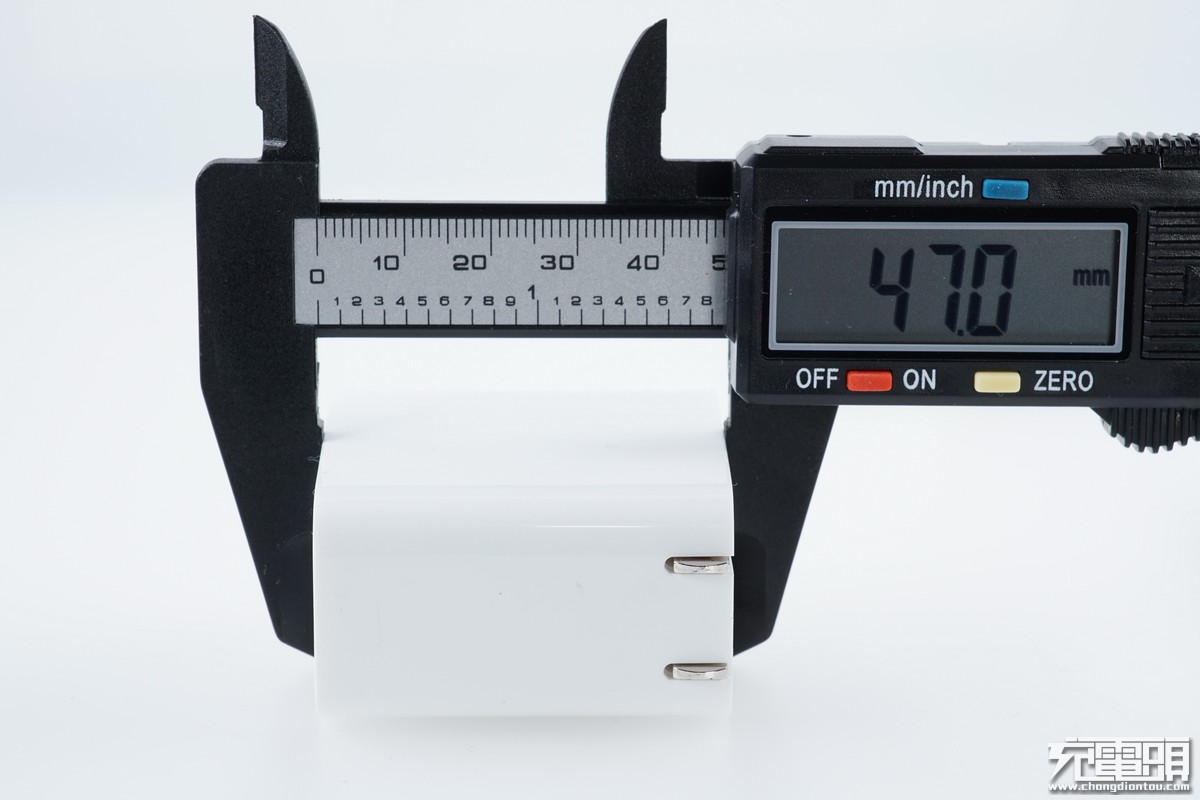 小米65w充电器cdq07zm拆解,充电器cdq03zm和ado7zw有什么不同