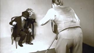 全球首个由再生纸板制成的拍立得，复古情怀满满！