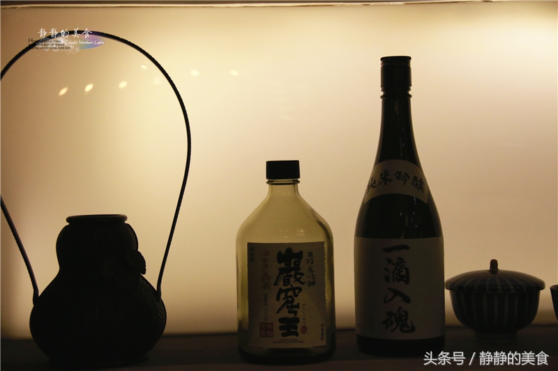 走进一家兰州拉面,走进一家轻食店