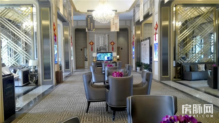 左边万科城,右边智慧城,合能公馆在长安一点也不偏!