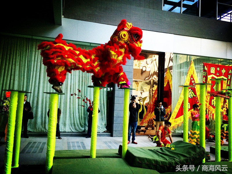 新店开业请舞狮讲究有哪些,醒狮队请财神