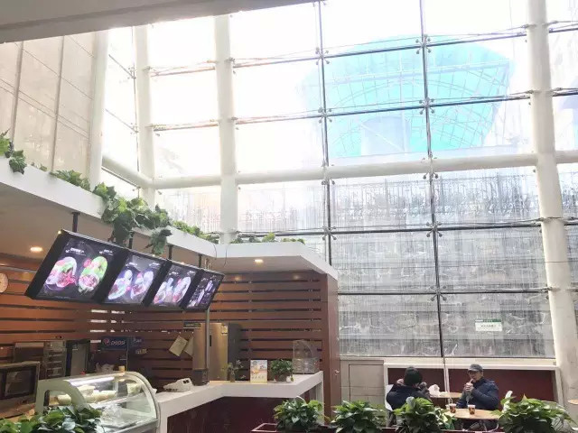 情结｜当咖啡店、鲜榨果汁店、茶餐厅进驻北医三院