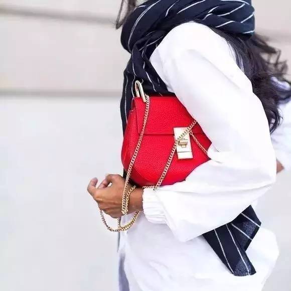 赵丽颖棕色包,赵丽颖名牌包