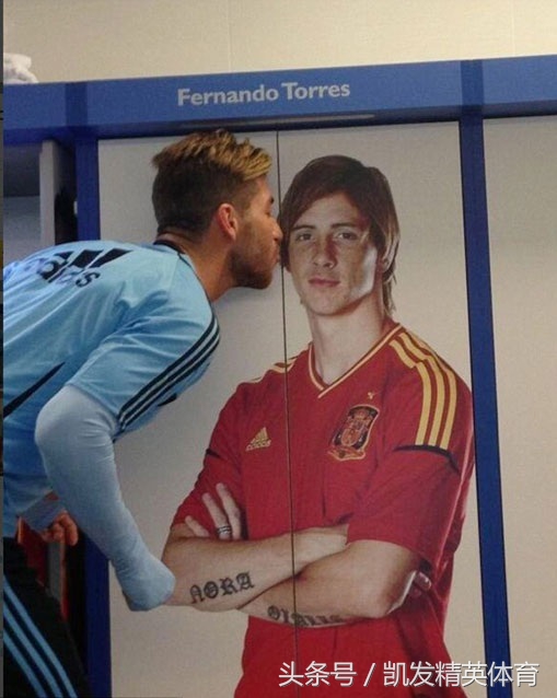 足球场上那些突如其来的吻,足球场上的世纪之吻