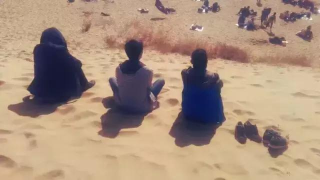 冬季奈曼沙漠旅游攻略,国庆适合去哪里的沙漠