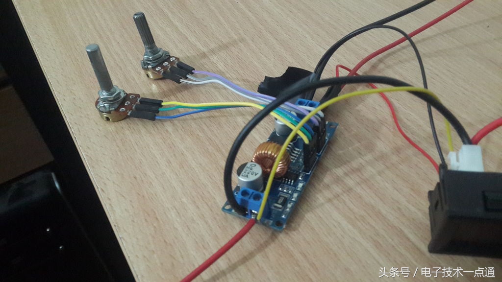 自制一个简单直流电源,自己动手制作一个简易电源