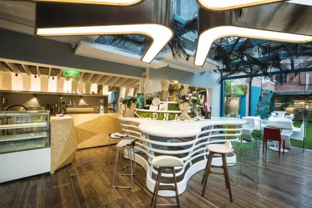 爆红朋友圈的21家的甜品店，只怕你不敢点开！